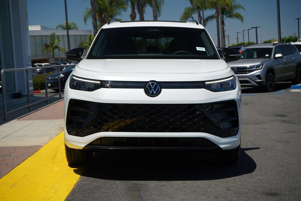 New 2026 Volkswagen Tiguan SE R-Line AWD/4WD image 5