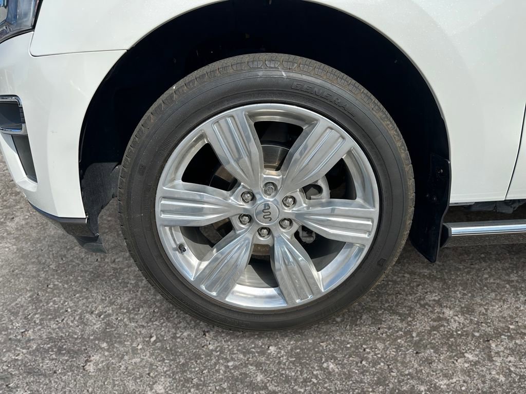 Used 2024 Ford Expedition Max King Ranch AWD/4WD image 8