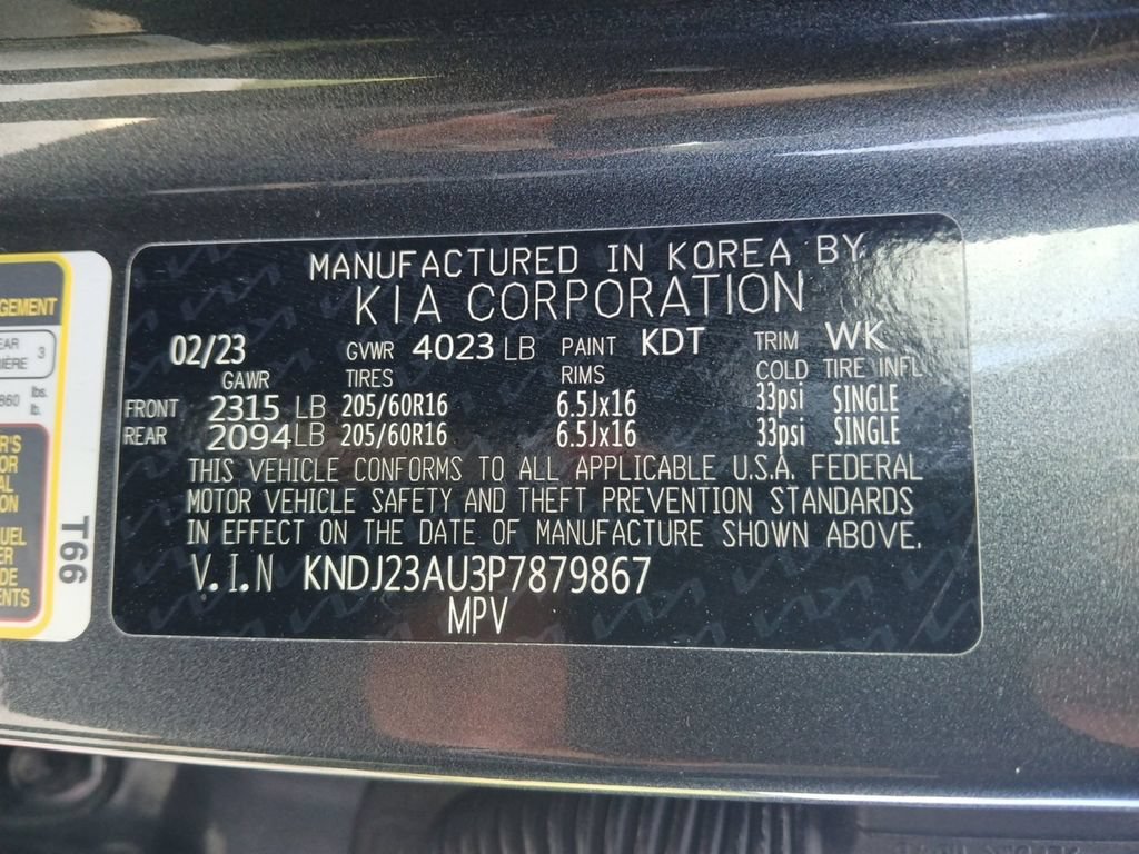 Used 2023 Kia Soul LX w/ LX Technology Package FWD image 37
