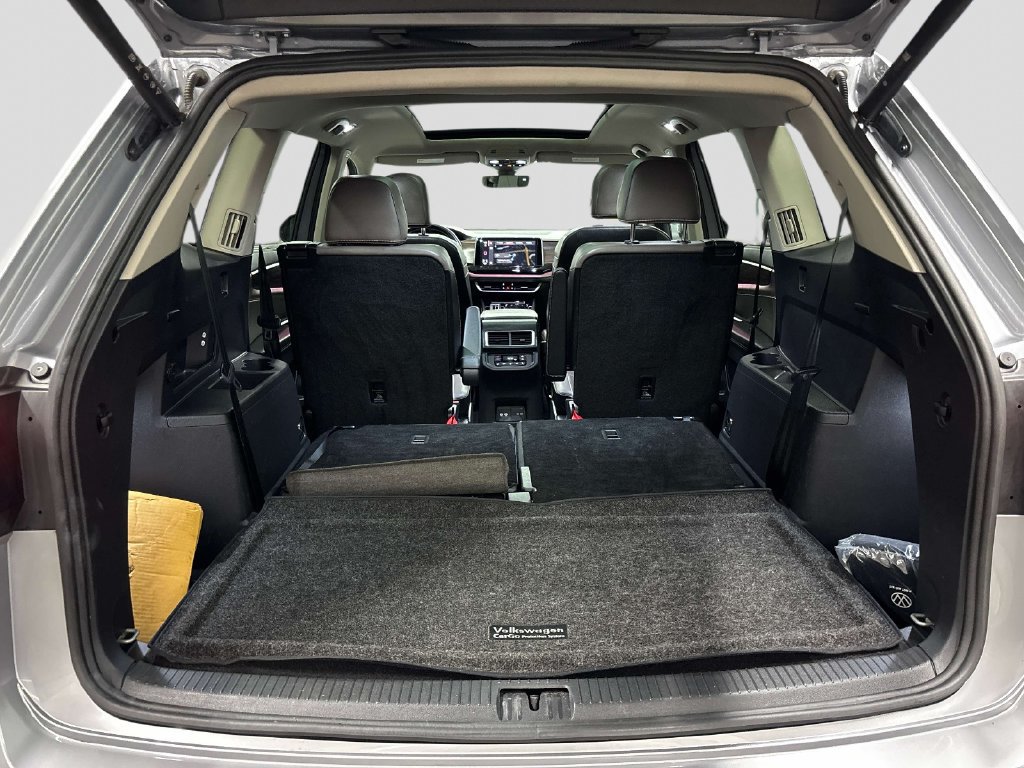 Certified 2024 Volkswagen Atlas SEL AWD/4WD image 14
