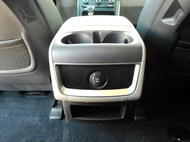 Used 2024 Kia Carnival LX FWD image 26