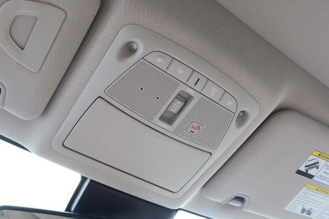Used 2020 Nissan Rogue SL w/ Premium Package FWD image 18