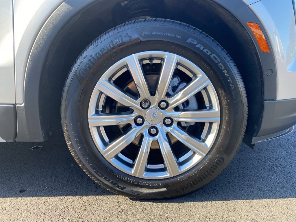 Certified 2022 Cadillac XT4 Premium Luxury w/ Enhanced Visibility Package image 9