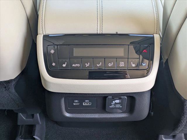 Used 2024 INFINITI QX60 Sensory w/ Cargo Package AWD/4WD image 18