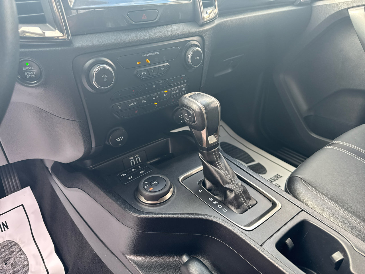 Used 2022 Ford Ranger Lariat w/ FX4 Off-Road Package image 19