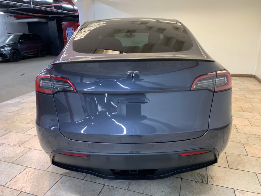 Used 2022 Tesla Model Y Performance image 6