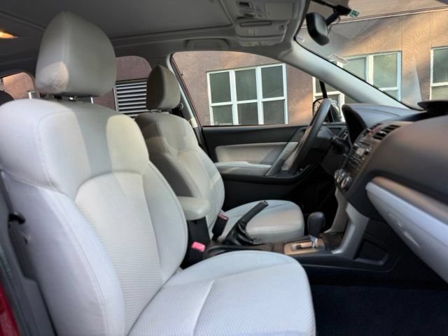 Used 2014 Subaru Forester 2.5i Premium w/ All-Weather Package AWD/4WD image 15