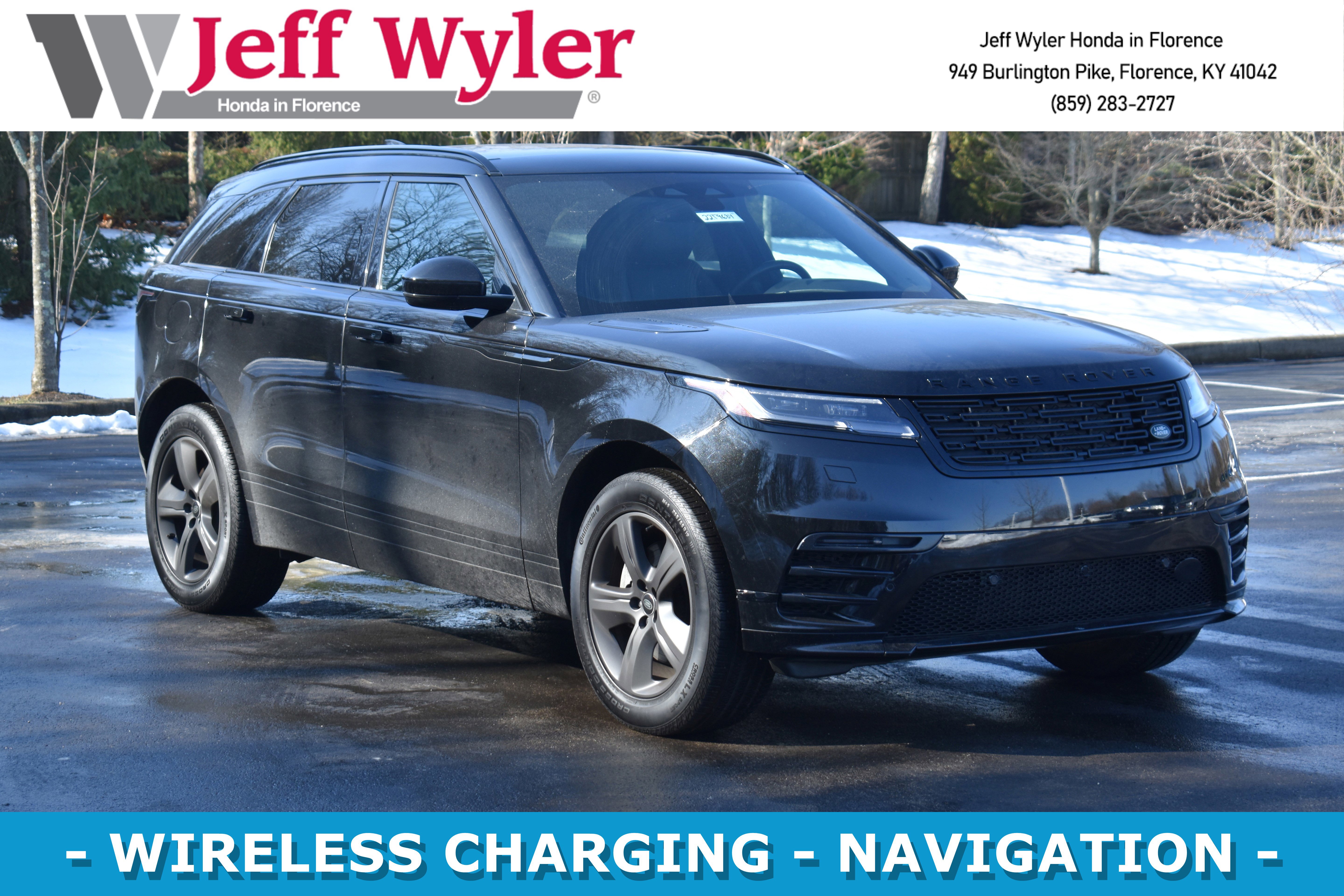 Used 2025 Land Rover Range Rover Velar Dynamic SE image 1