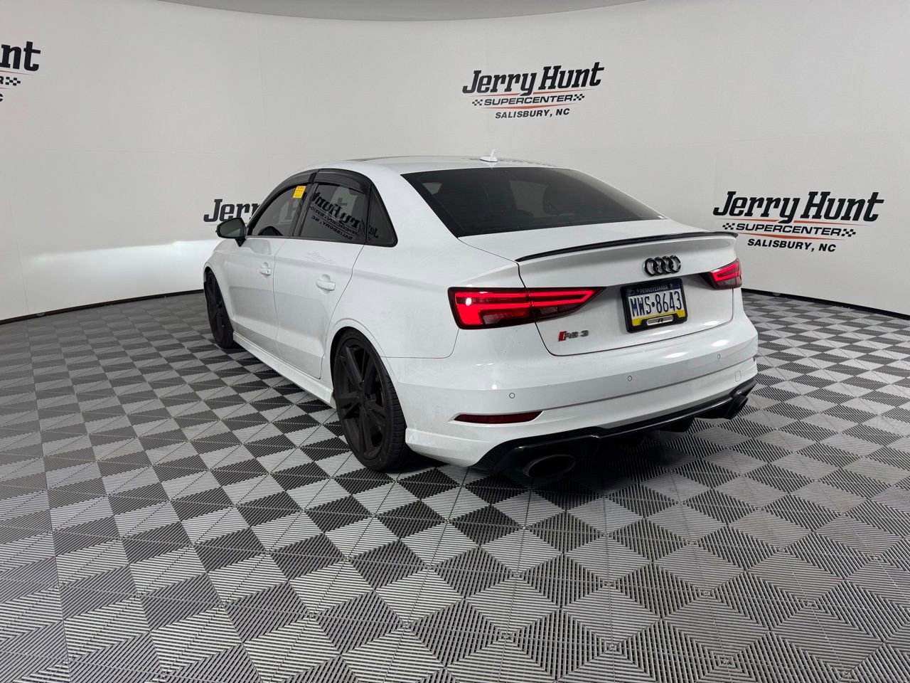 Used 2018 Audi RS 3 image 11