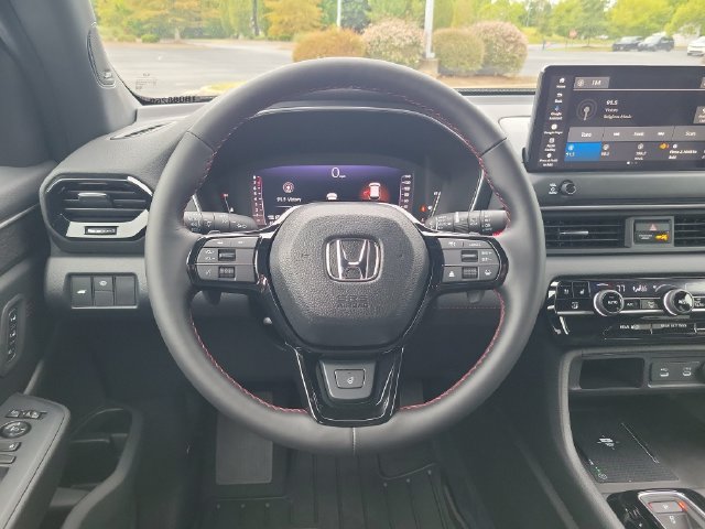 New 2026 Honda Pilot Black Edition image 12