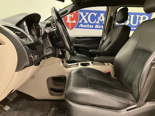 Used 2018 Dodge Grand Caravan SXT FWD image 10