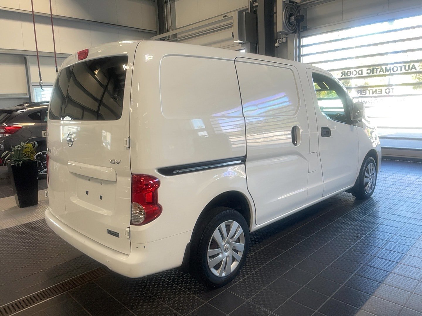 Used 2020 Nissan NV200 SV w/ Back Door Glass Package FWD image 24