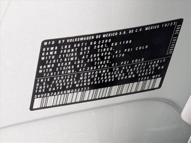 Used 2024 Volkswagen Tiguan S image 27