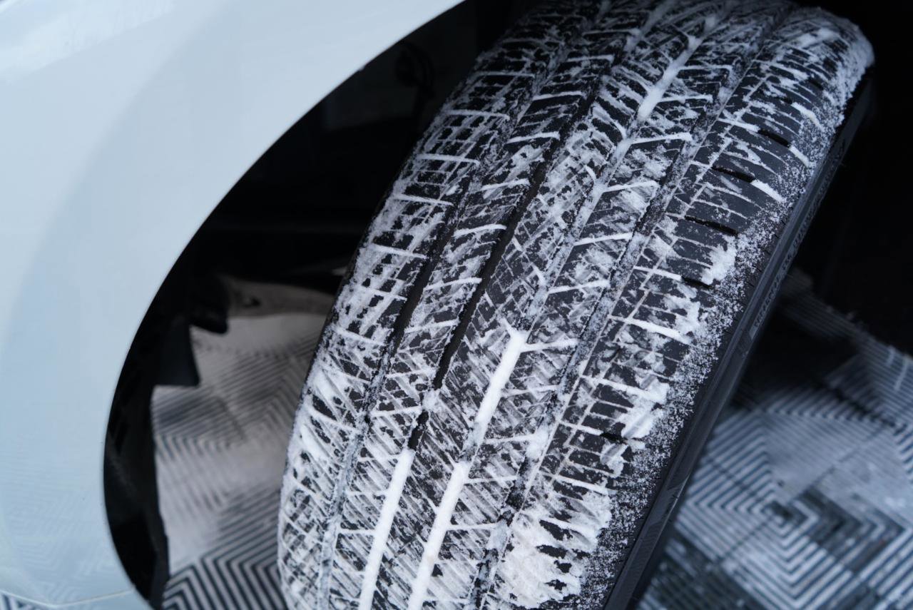 Used 2020 Jaguar F-PACE R-Sport image 19