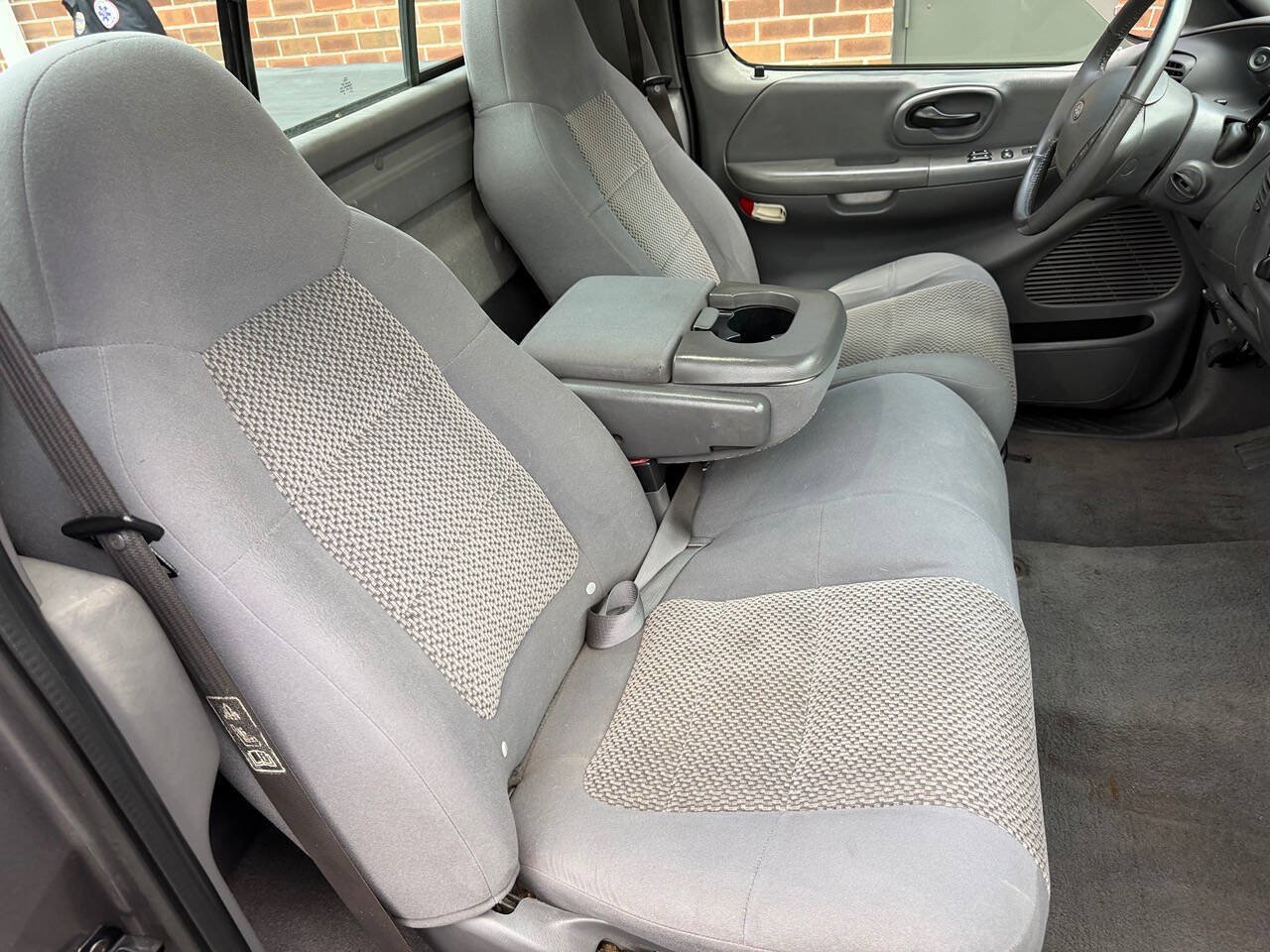 Used 2003 Ford F150 XLT RWD image 20