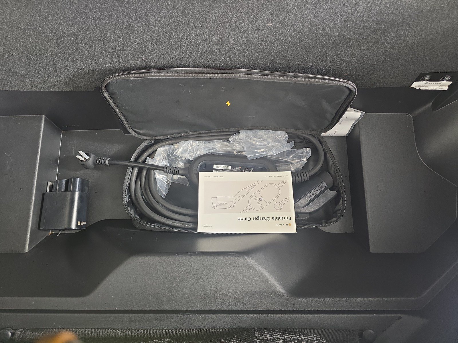 Used 2024 Rivian R1S Adventure AWD/4WD image 14