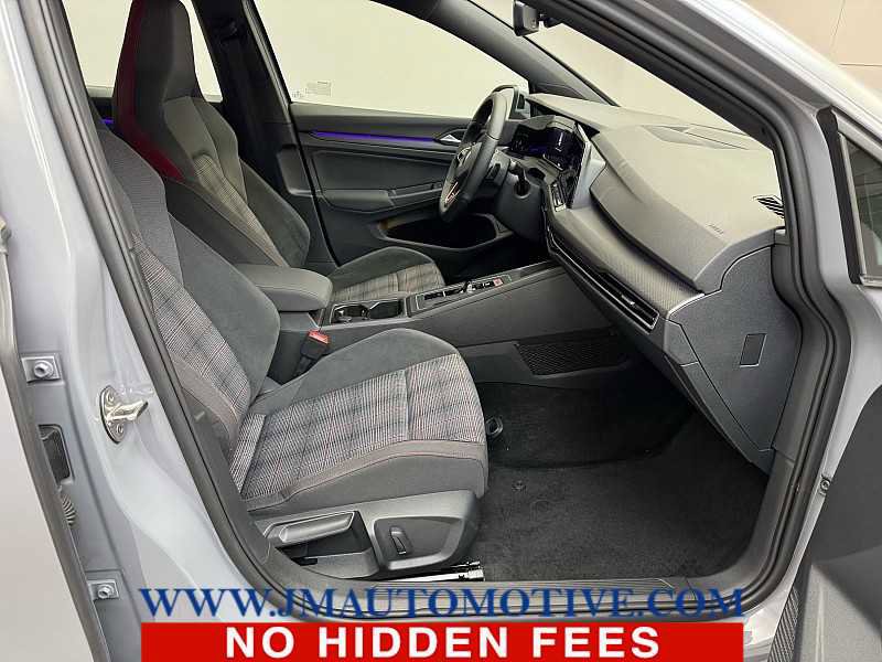 Used 2022 Volkswagen GTI SE image 20