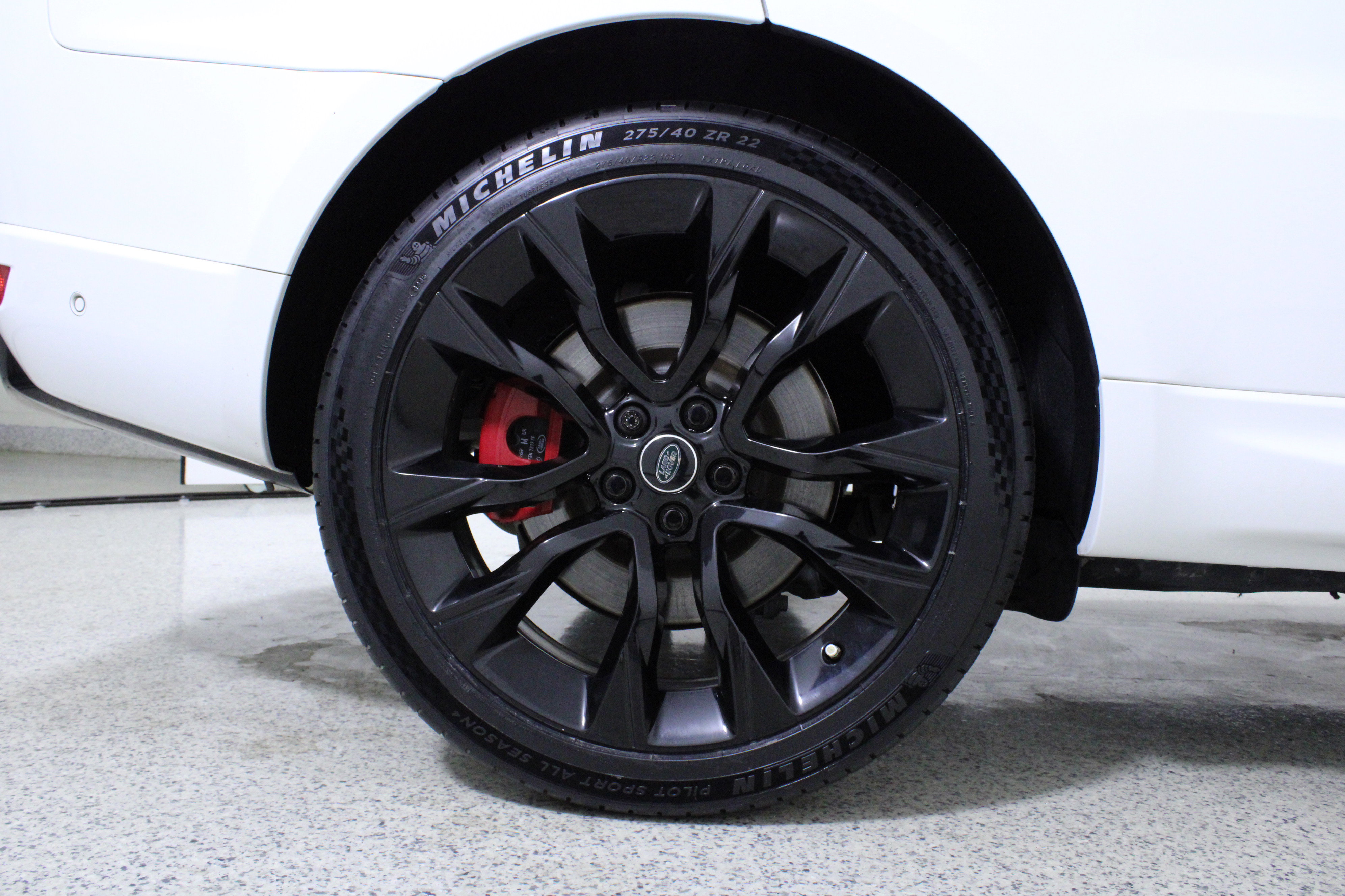 Used 2020 Land Rover Range Rover Sport HST image 8