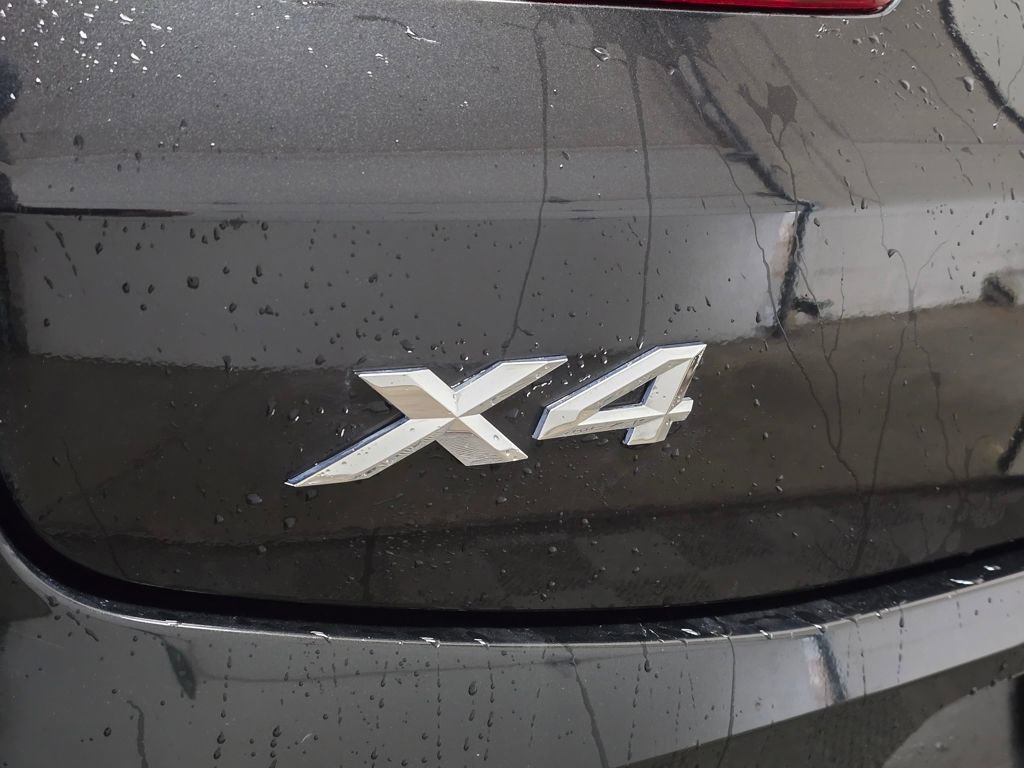 Certified 2023 BMW X4 xDrive30i w/ Premium Package image 8
