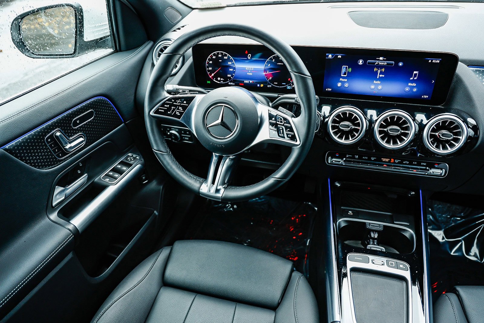 Used 2025 Mercedes-Benz GLA 250 4MATIC image 14