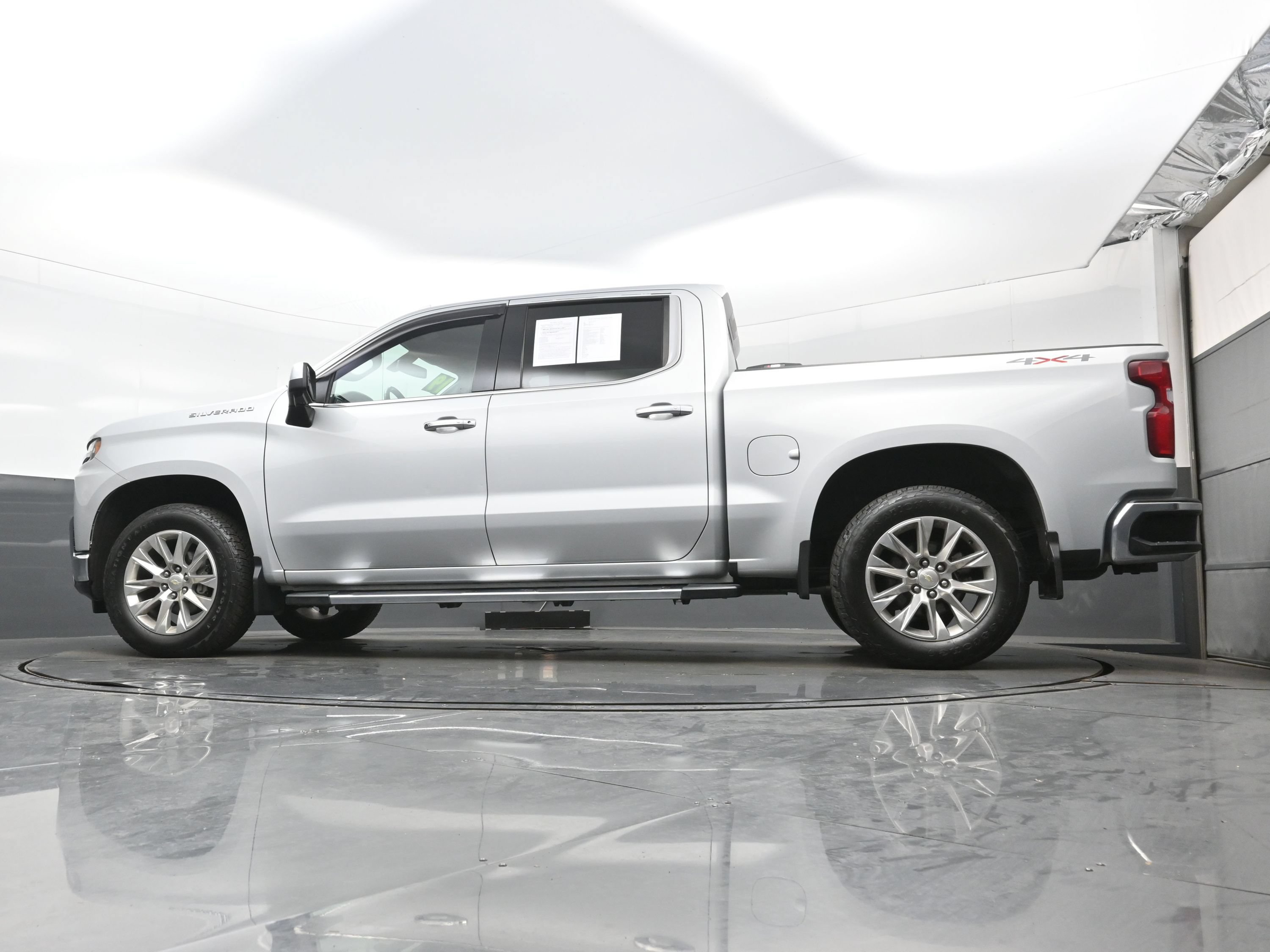 Used 2019 Chevrolet Silverado 1500 LTZ w/ Max Trailering Package AWD/4WD image 24