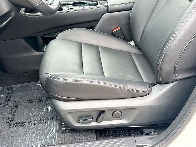 Used 2023 Nissan Rogue SL w/ SL Premium Package AWD/4WD image 17