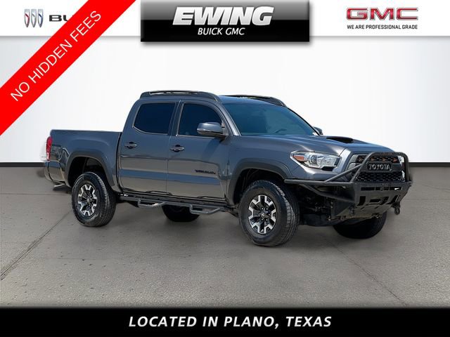 Used 2017 Toyota Tacoma TRD Sport w/ Tow Package (A/T) AWD/4WD image 1