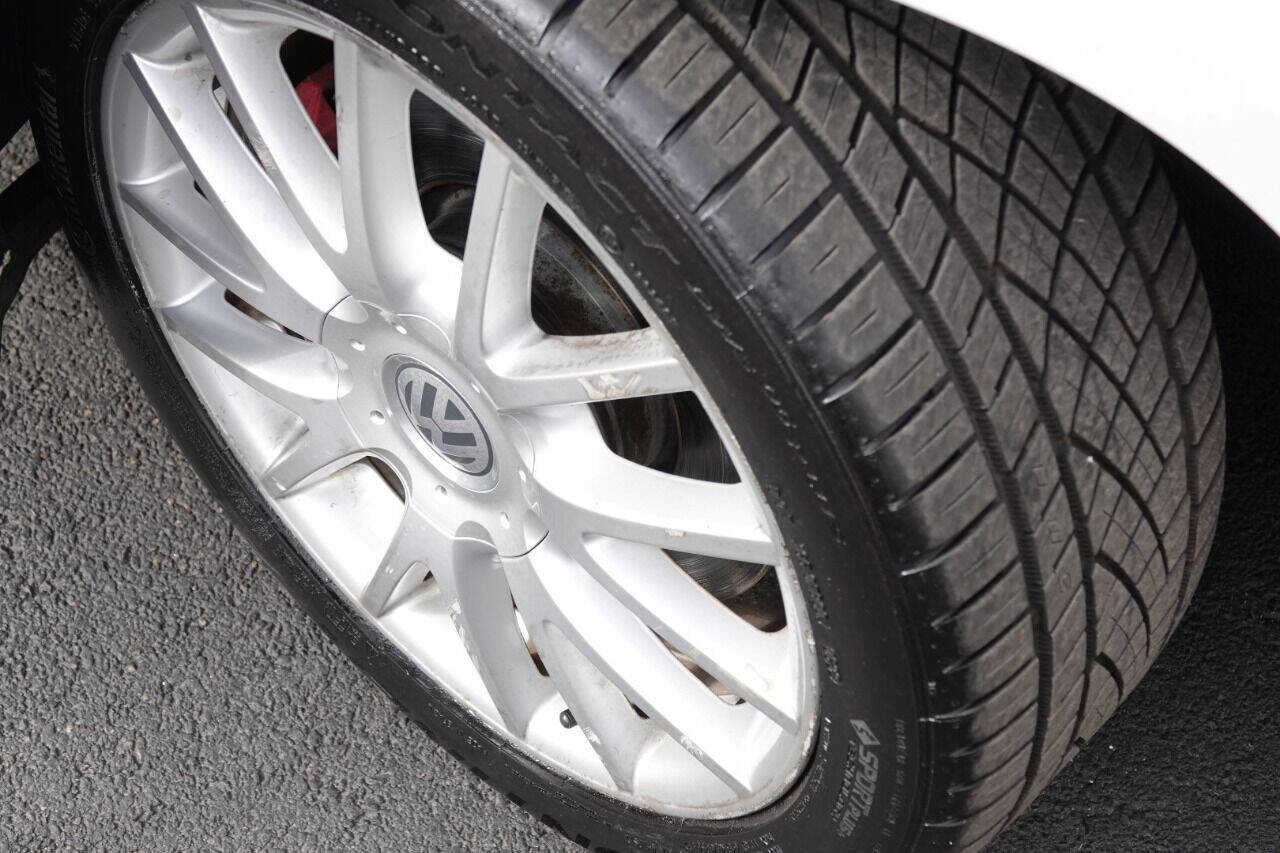 Used 2007 Volkswagen GTI 4-Door image 32