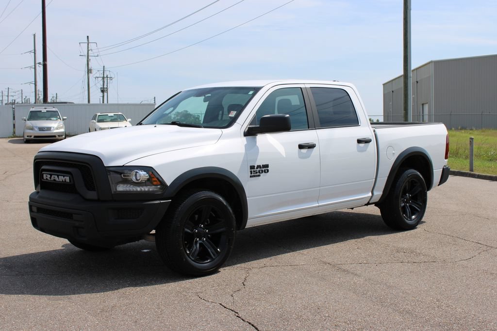 Used 2024 RAM 1500 Warlock RWD image 2