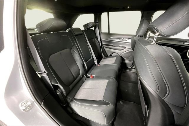 New 2026 Jeep Grand Cherokee Laredo X AWD/4WD image 11