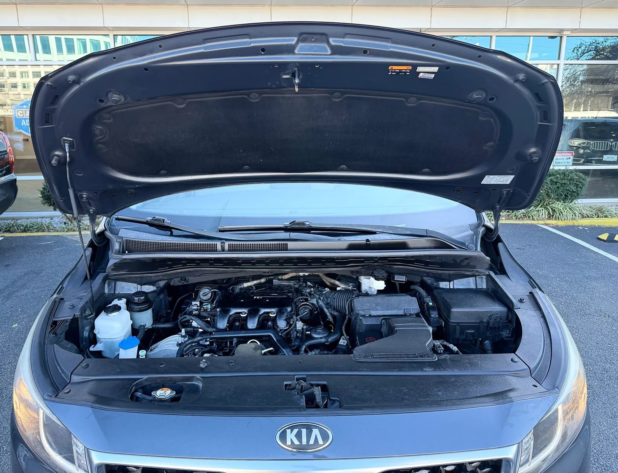 Used 2015 Kia Sedona LX w/ LX Convenience Package image 38