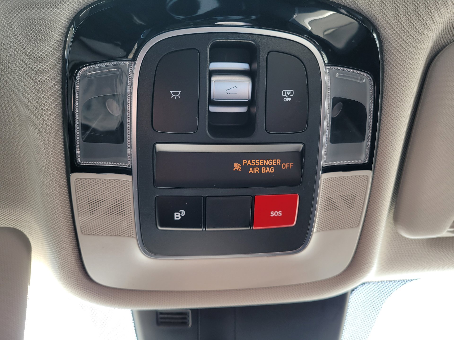 Used 2025 Hyundai Tucson Limited image 31