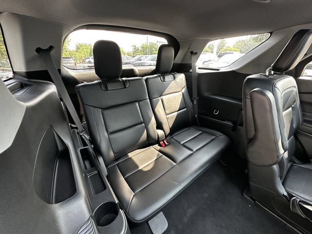 Certified 2023 Ford Explorer XLT w/ Equipment Group 202A AWD/4WD image 39