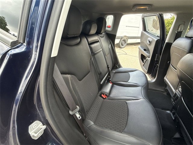 Used 2019 Jeep Compass Latitude image 26