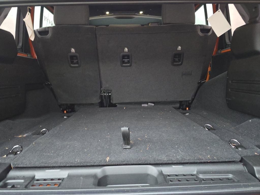 Used 2025 Jeep Wrangler Sport image 25