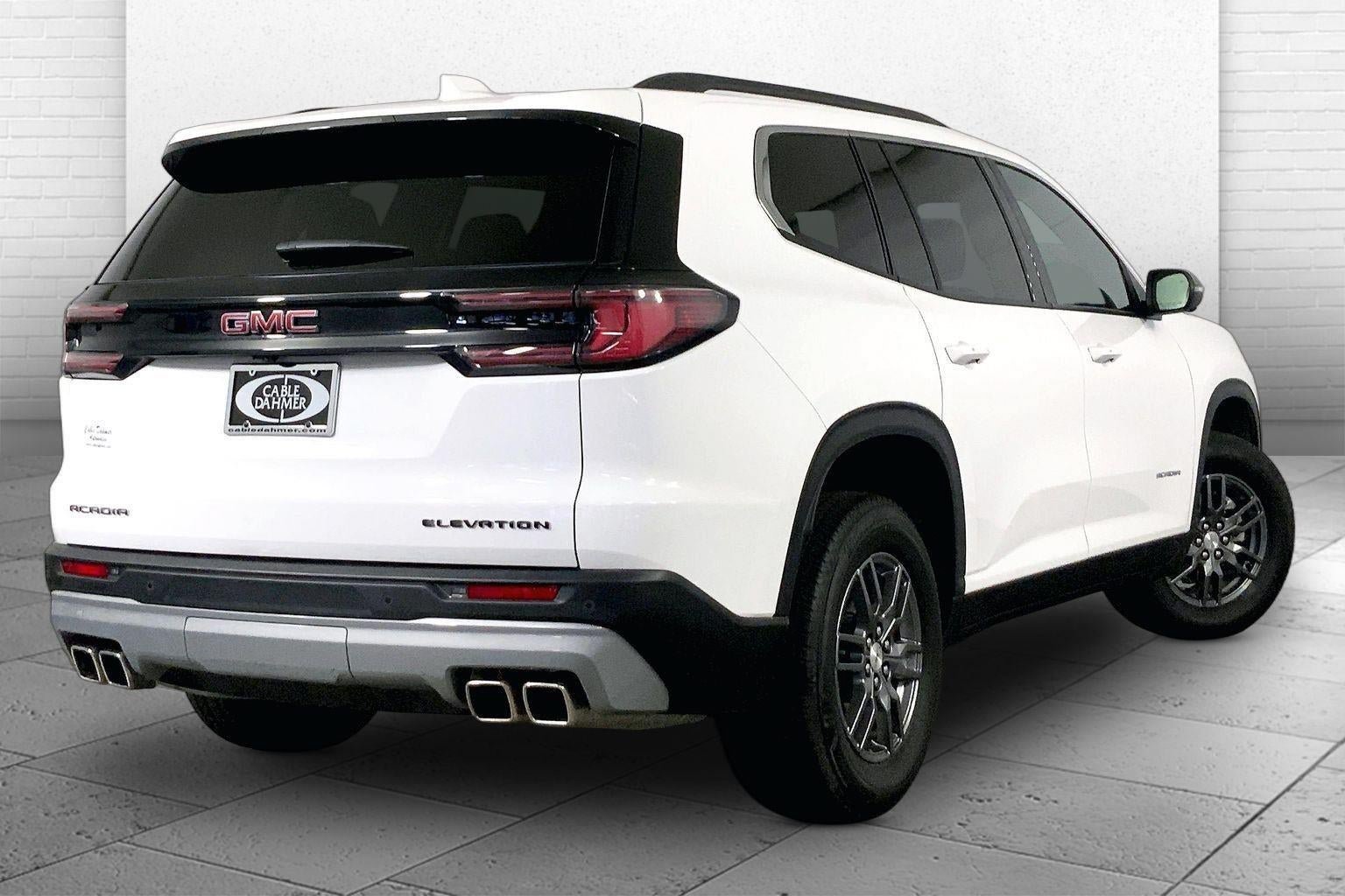 Used 2025 GMC Acadia Elevation FWD image 14