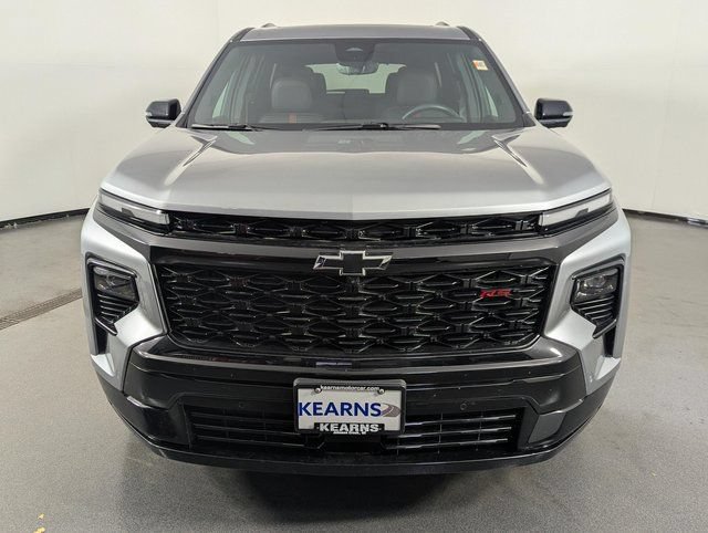 Used 2024 Chevrolet Traverse RS AWD/4WD image 3