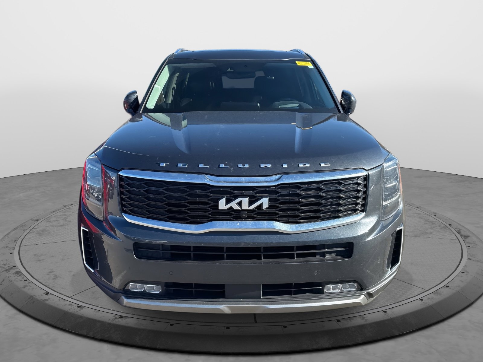 Used 2022 Kia Telluride SX w/ SX Prestige Package image 2