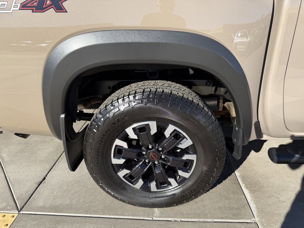 Used 2024 Nissan Frontier PRO-4X w/ Off-Road Protection Package image 15