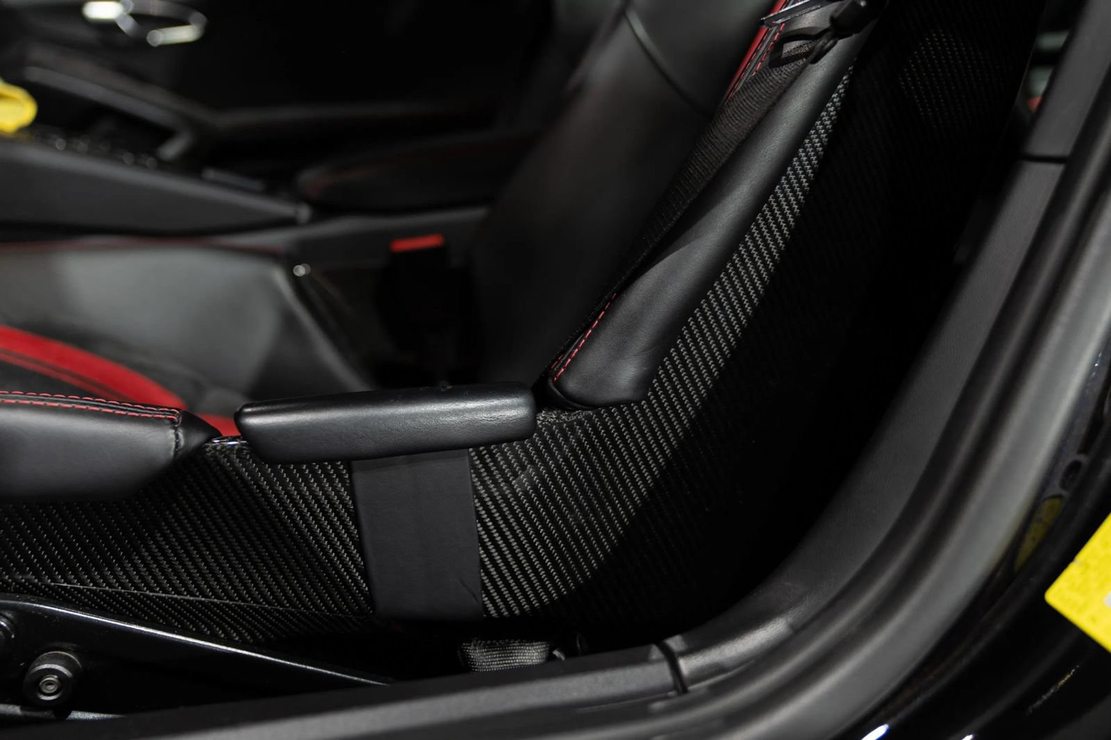 Used 2018 Porsche 911 GT3 RWD image 35