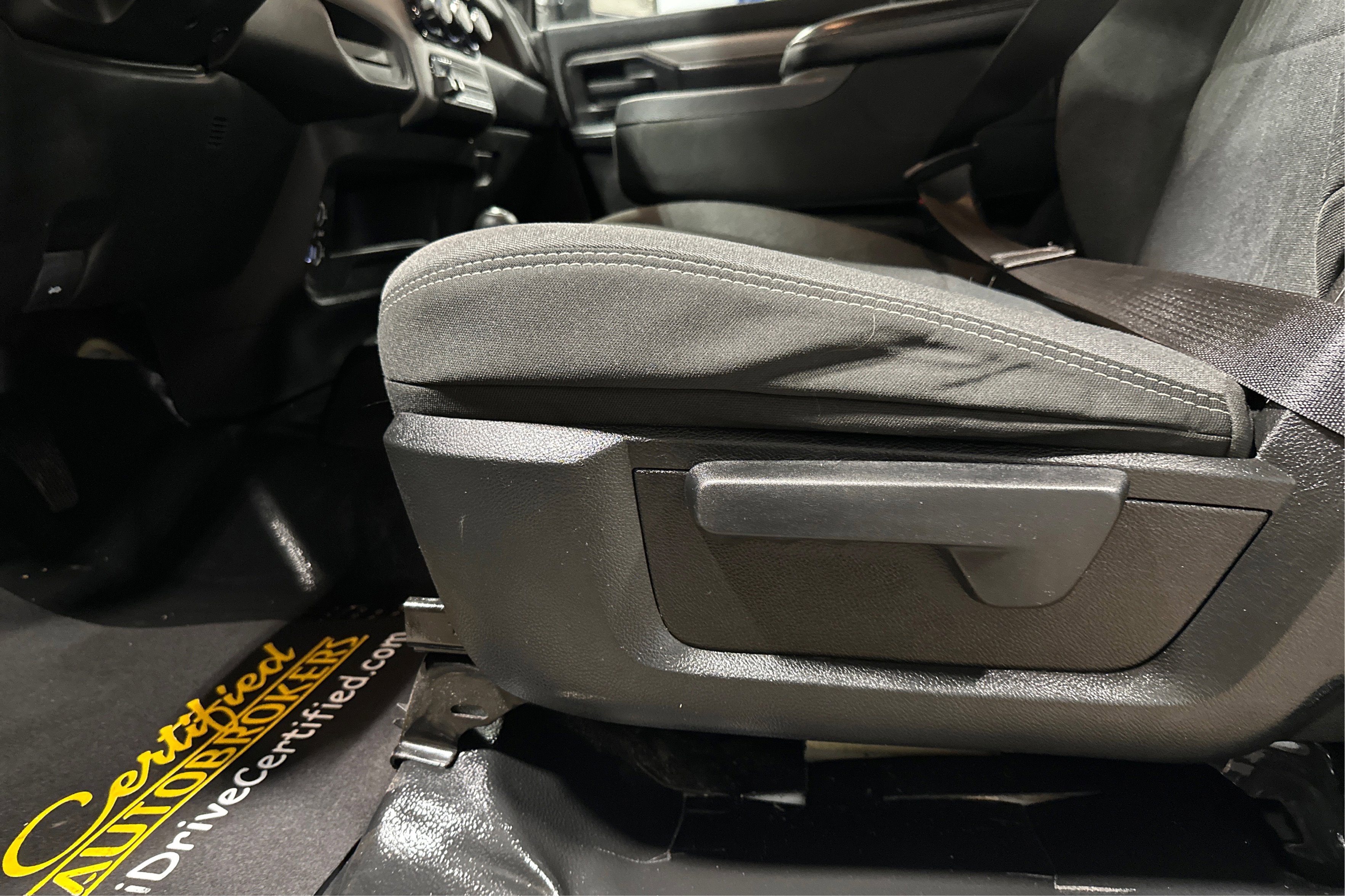 Used 2023 RAM 3500 Tradesman image 21