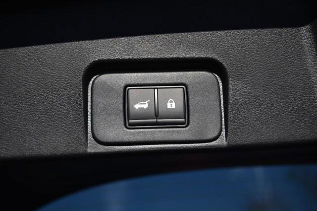 New 2026 Nissan Rogue SV image 29