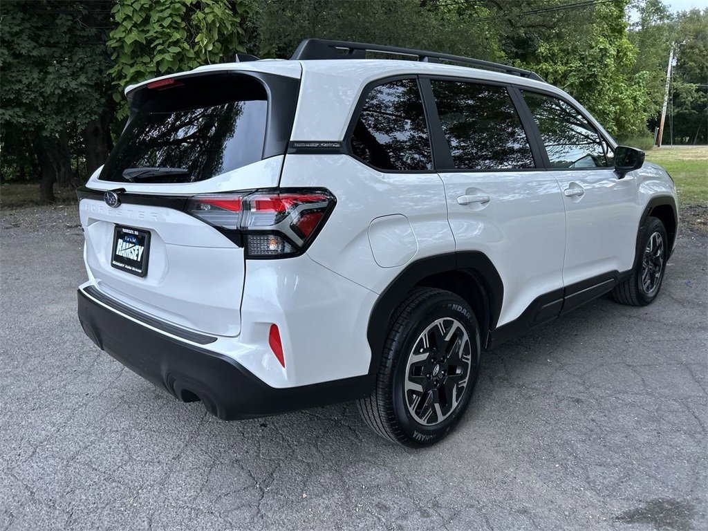 Certified 2025 Subaru Forester Premium image 8