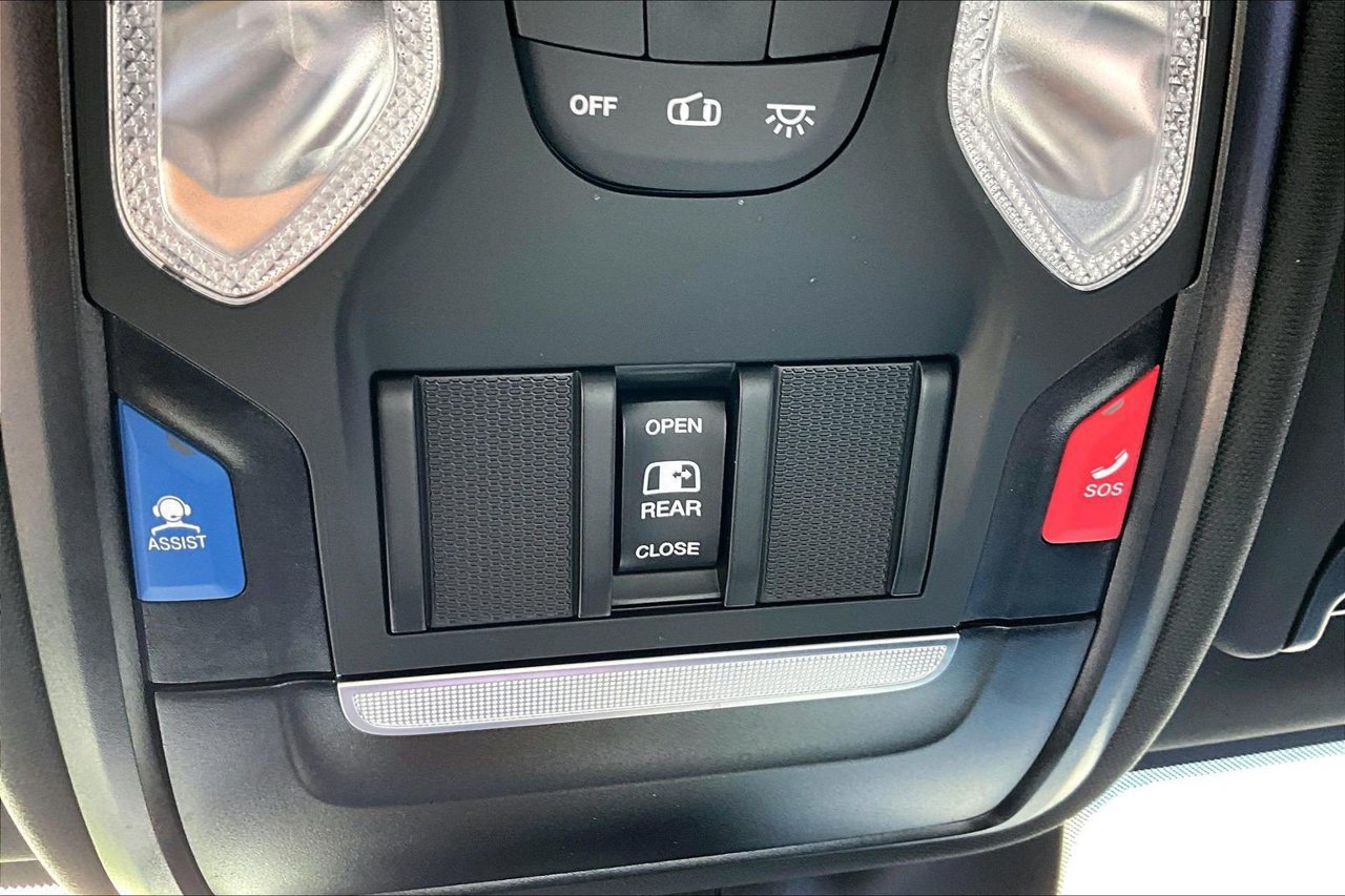 Certified 2026 RAM 2500 Tradesman AWD/4WD image 27