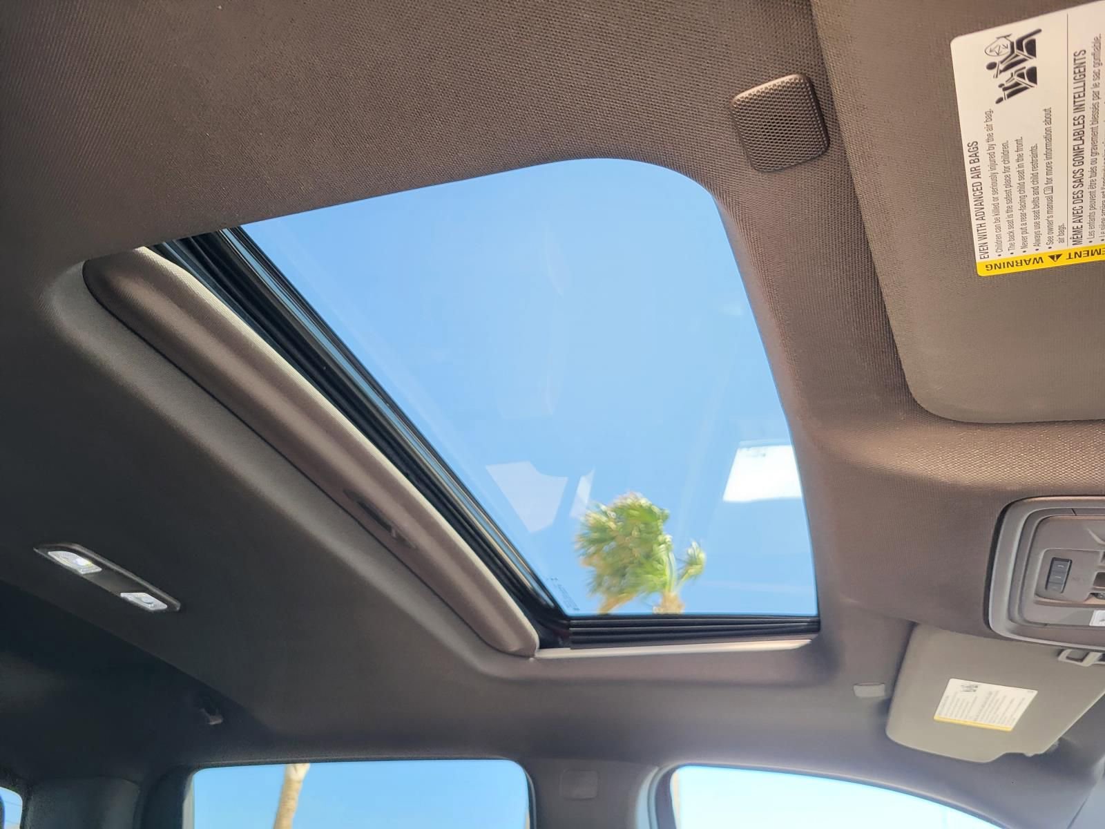 Used 2024 GMC Sierra 1500 Denali w/ Denali Reserve Package image 9