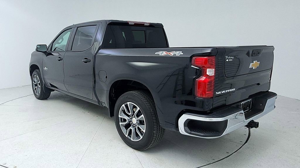 Certified 2023 Chevrolet Silverado 1500 LT w/ Leather Package image 5