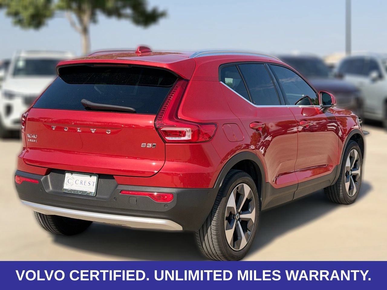 Certified 2024 Volvo XC40 B5 Plus AWD/4WD image 9