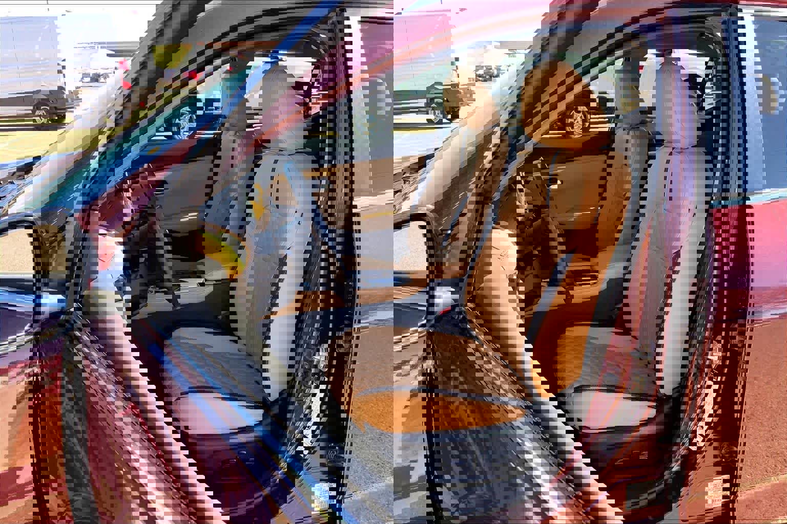 Used 2023 Nissan Sentra SV w/ SV Premium Package image 7