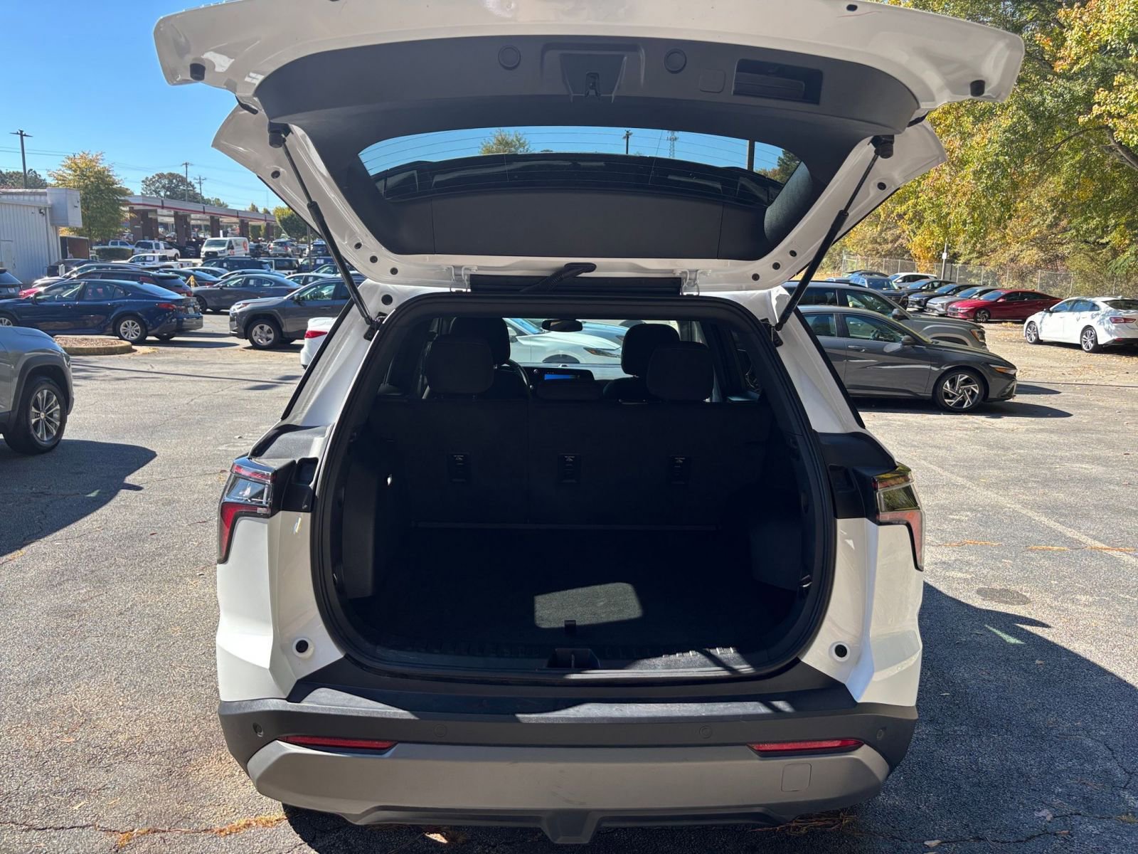 Used 2025 Chevrolet Equinox LT image 31