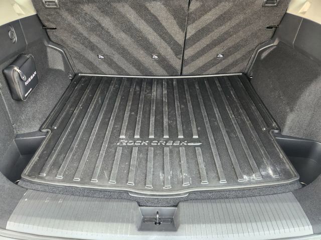 Certified 2025 Nissan Rogue SV image 24